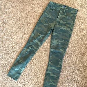 Gap Camo skinny jean
